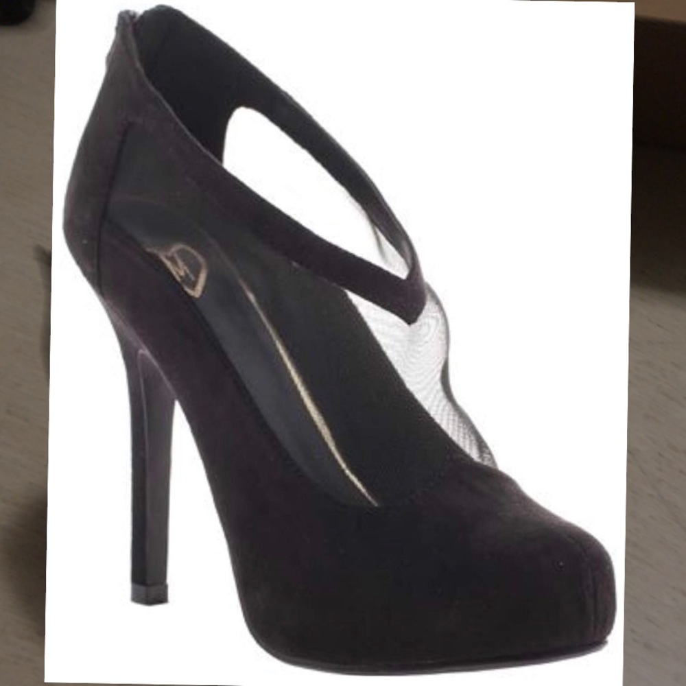 New - Madeline black heels